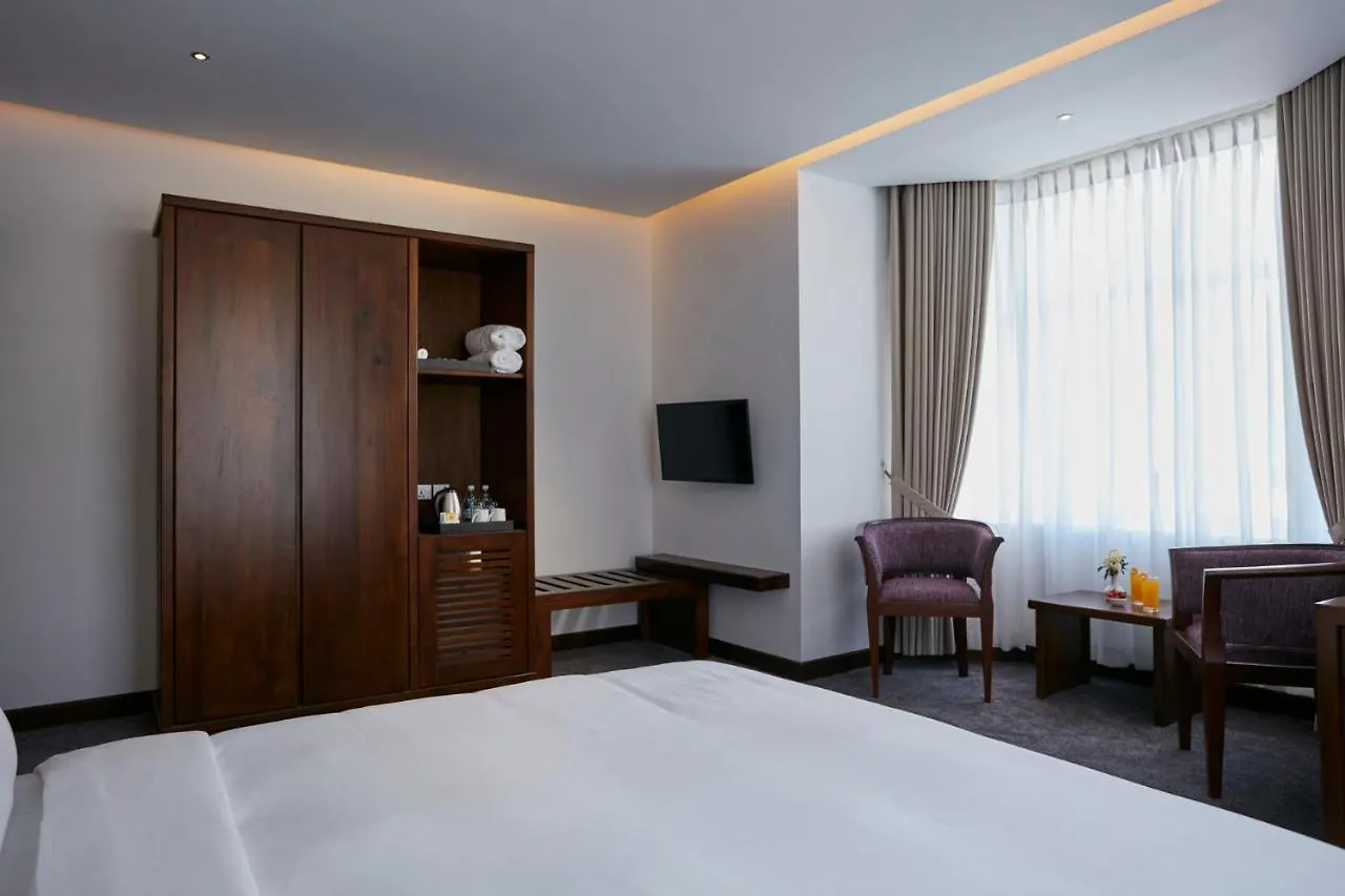 Galway Heights Hotel Nuwara Eliya
