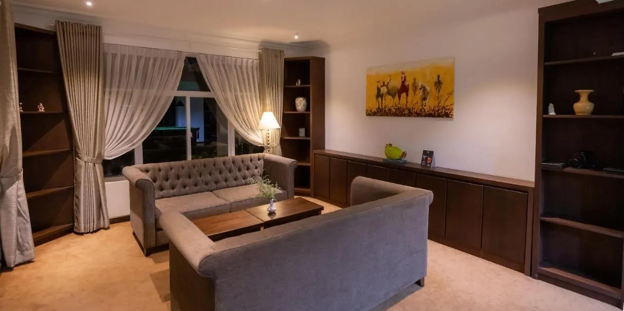 Galway Heights Hotel Nuwara Eliya