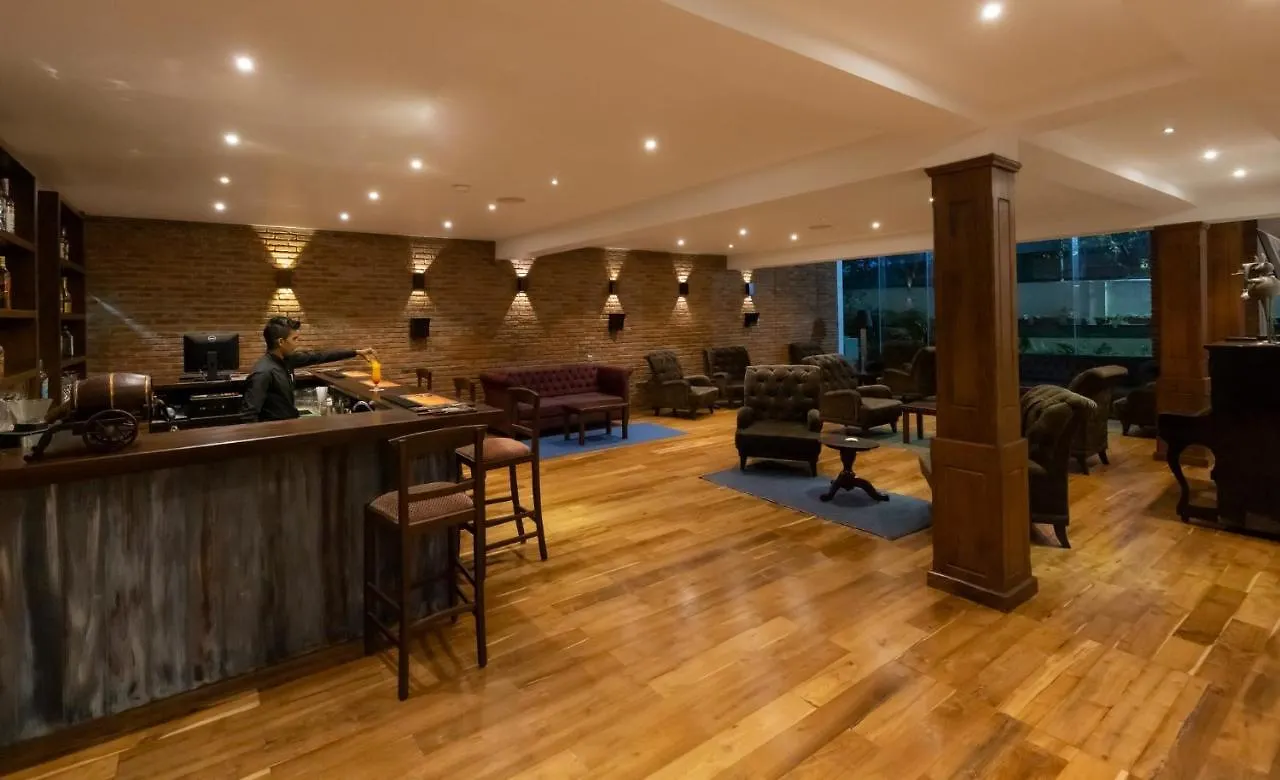 ****  Galway Heights Hotel Nuwara Eliya Sri Lanka